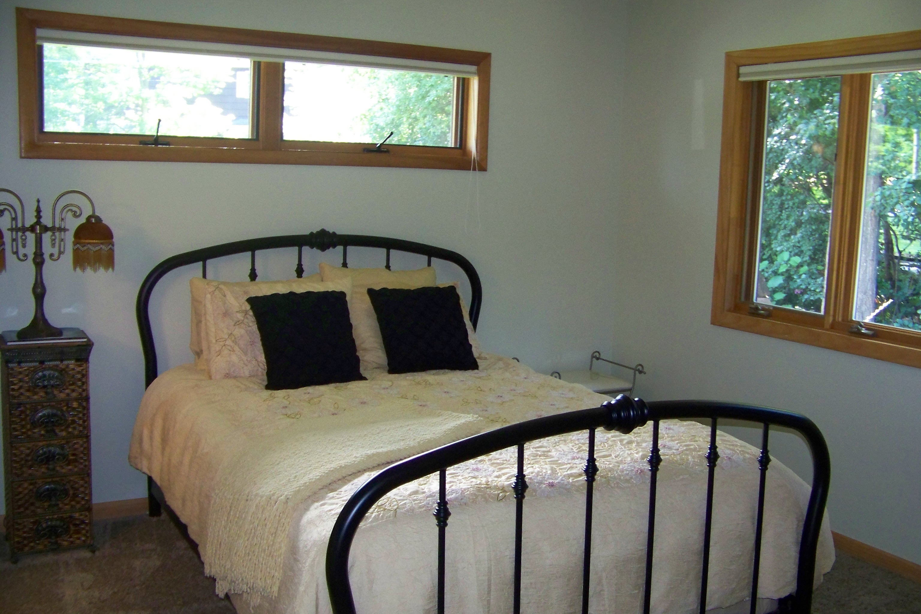 Champlain Apartments 125 South Cove