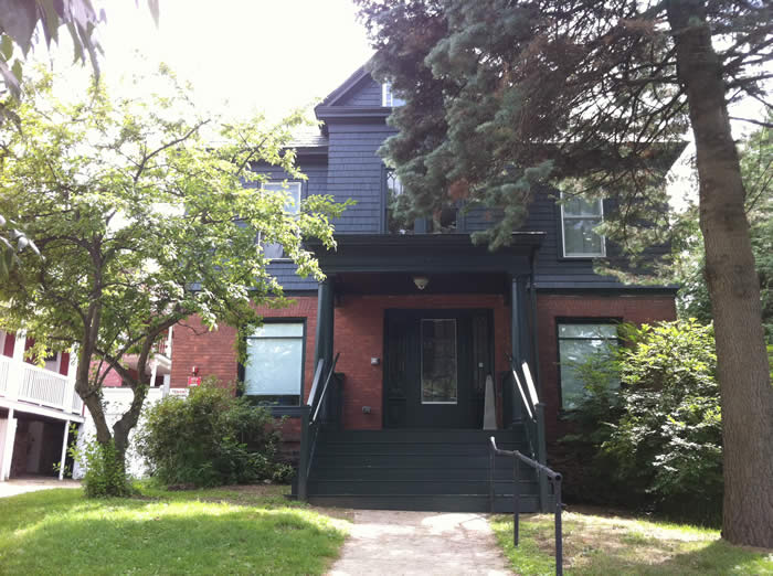 Champlain Apartments College Street